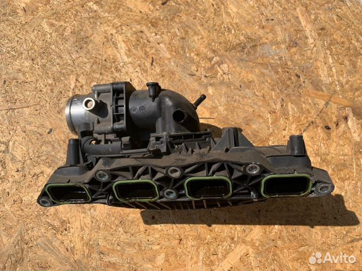 Коллектор впускной Volkswagen Jetta 5 1.4 CAV