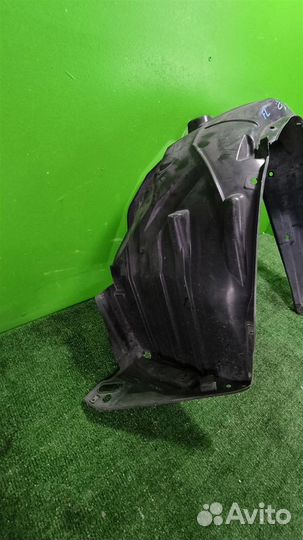 Подкрылок передний левый Honda FR-V (BE1) 2006