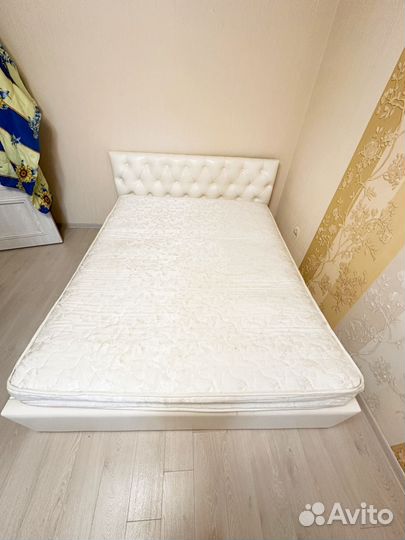 Матрас 160х200 бу