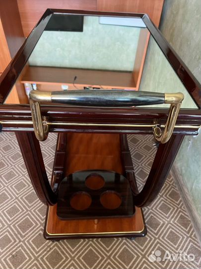 Тележка сервировочная из дерева и зеркала на колёс