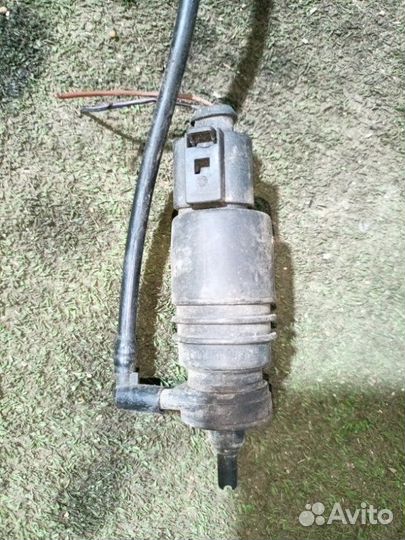 Мотор стеклоомывателя Audi 80 B3 JN 1.8