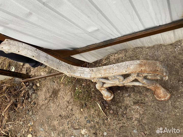 Лавочка чугунная советская