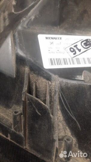 Фара правая Renault Duster