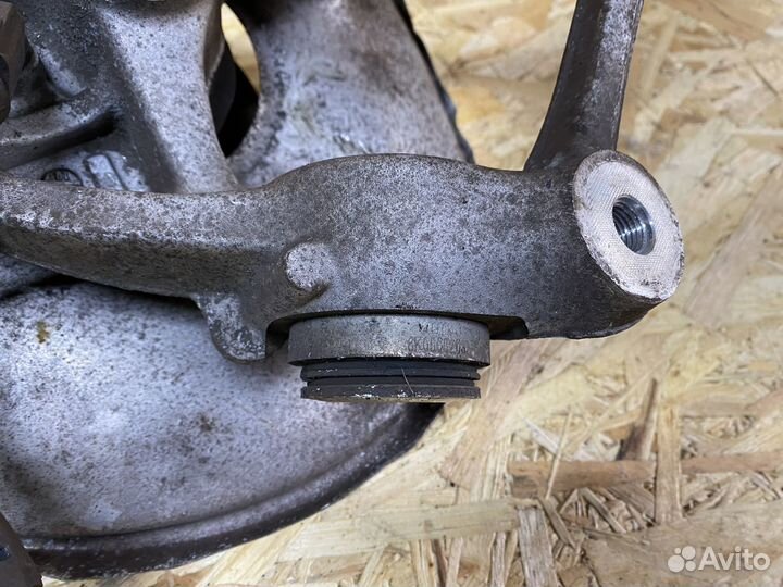 Кулак подвески задний левый Audi A4 B8 8K