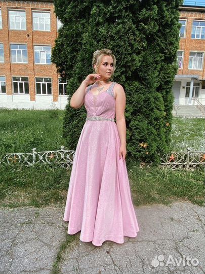 Вечернее платье