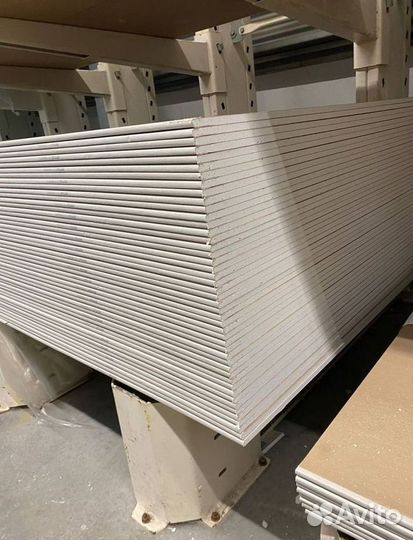 Гипсокартон арочный, ремонтный в наличии