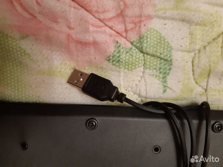 Клавиатура черная