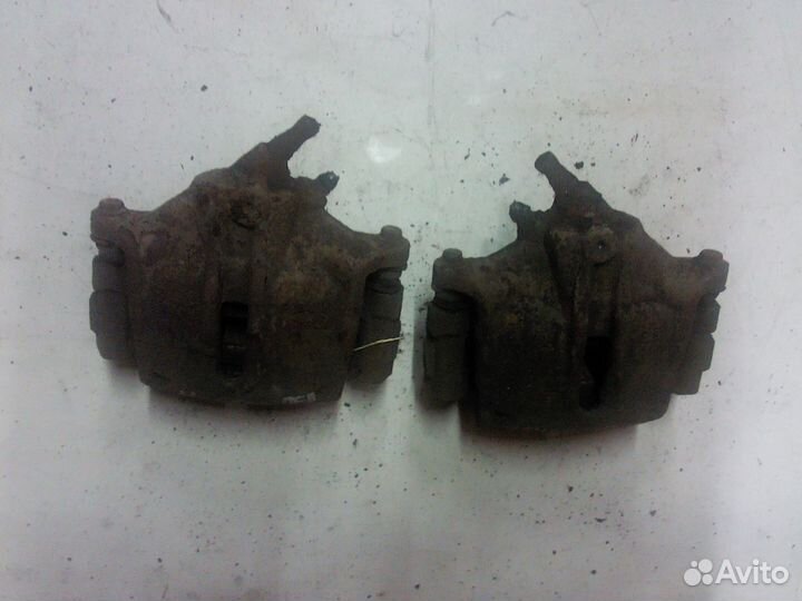 Суппорт передний Ford Mondeo 3