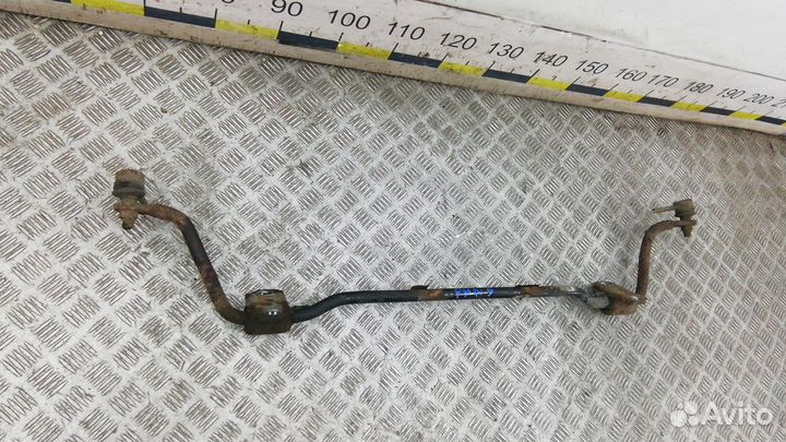 Стабилизатор поперечной устойчивости заднего моста