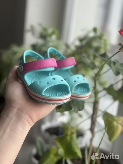 Сандали crocs c4