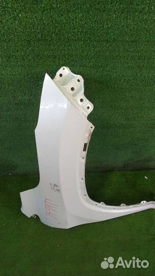Крыло переднее правое Lexus Rx300 2020