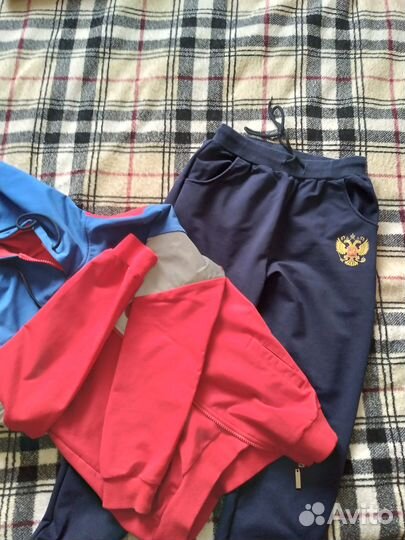 Спортивный костюм