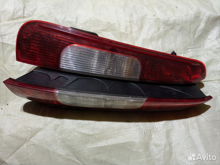 Фонарь Ford Focus 2 универсал