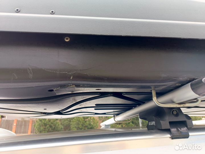 Автобокс на крышу thule