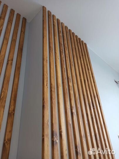 Рейка деревянная на стену