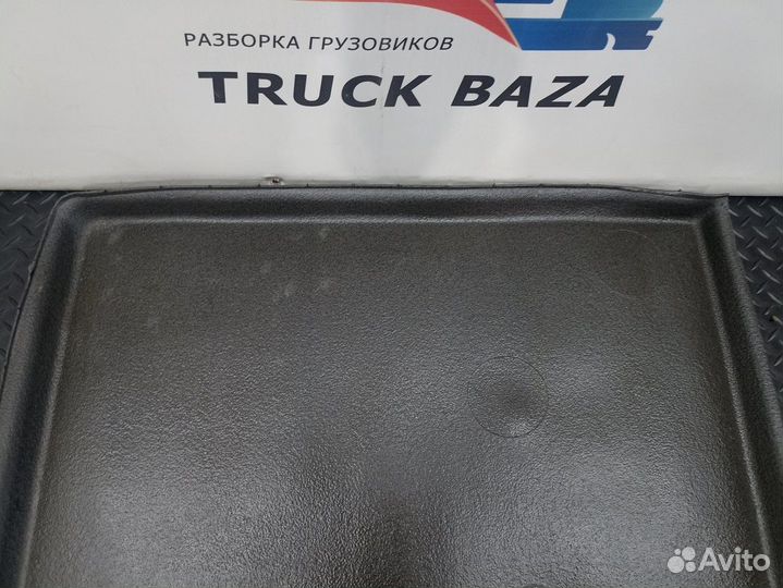 82289727 Коврики салона правый Volvo FH