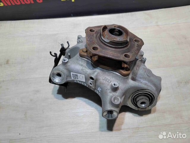 Кулак задний правый Audi S6