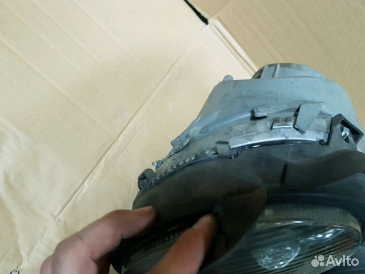 Фара передняя левая Mercedes w210 дорестайл галоге