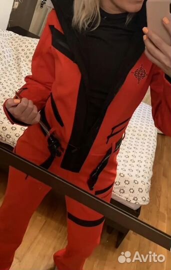 Комбинезон горнолыжный