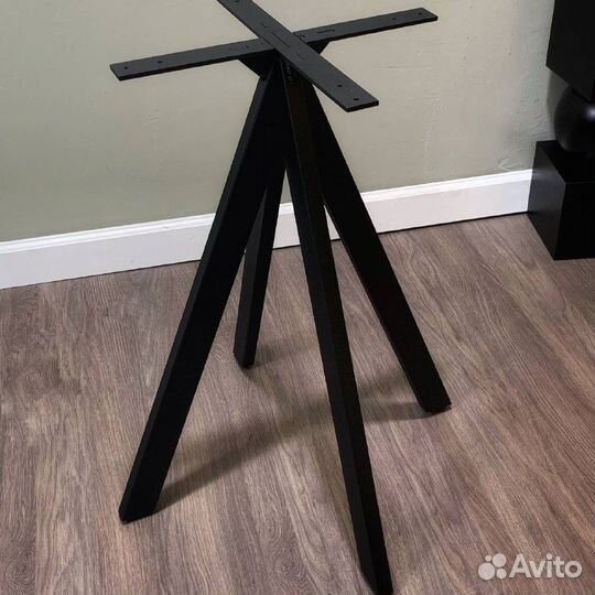 Подстолье. Ножки для стола