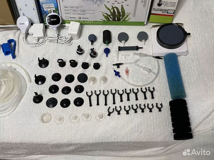 Продаю аквариум и все что не обходимо для него