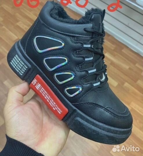 Кроссовки зимние детские 34,35,36