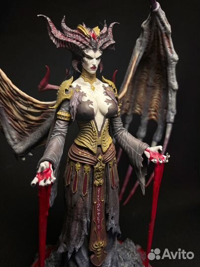 Фигурка Lilith из Diablo 4