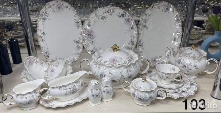 Столовый сервиз Цветы