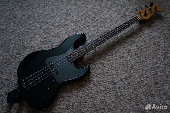 Бас гитара FGN BJ-10TT BLK