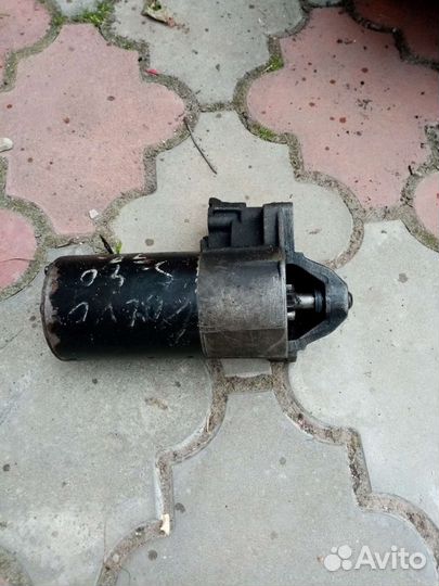 Volvo s40 1.8б. Стартер