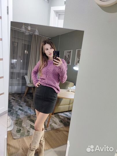 Свитер шерстяной женский