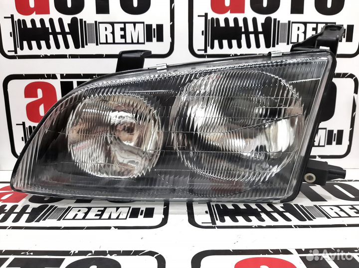 Фары Toyota Ipsum SXM10 96-98, комплект SET13 Narichin SET13