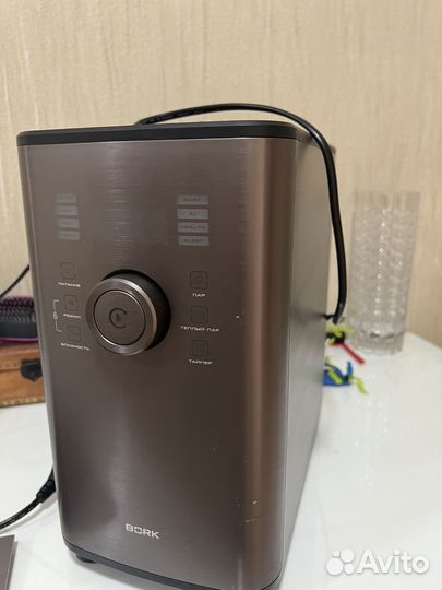 Увлажнитель воздуха Bork H 701