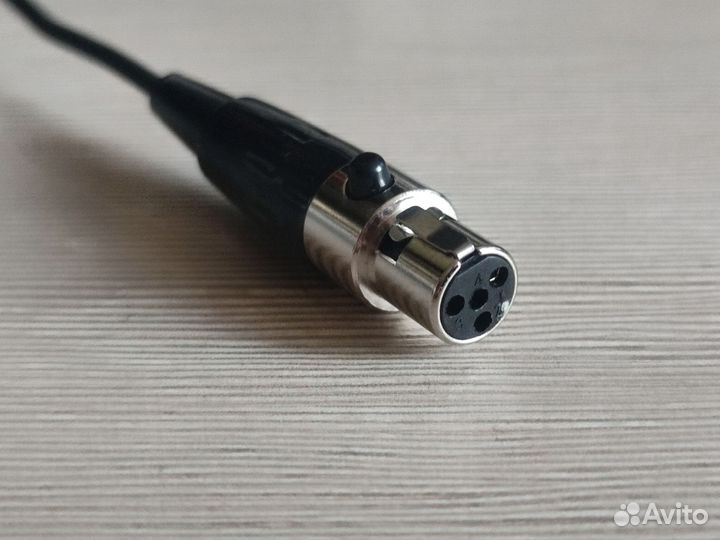 Головной микрофон гарнитура Shure WH30TQG новая