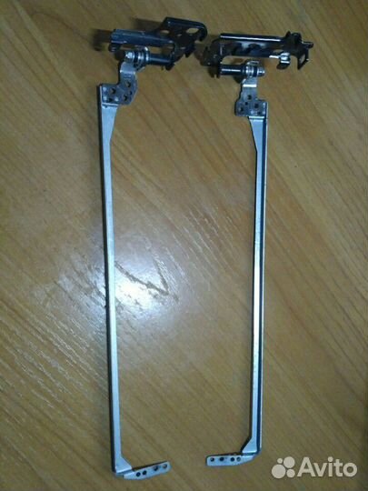 Петли на acer Ente69kb E1-522