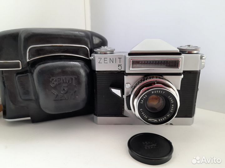 Зеркальный фотоаппарат Zenit 5