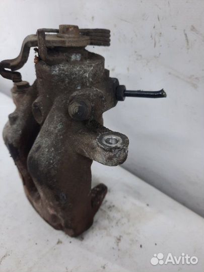 Суппорт тормозной задний правый Peugeot 308