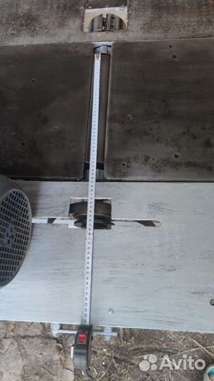 Деревообрабатывающий станок