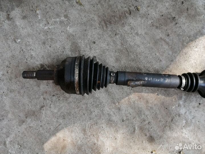 Полуось правая Рено Лагуна 2 2.2 дци