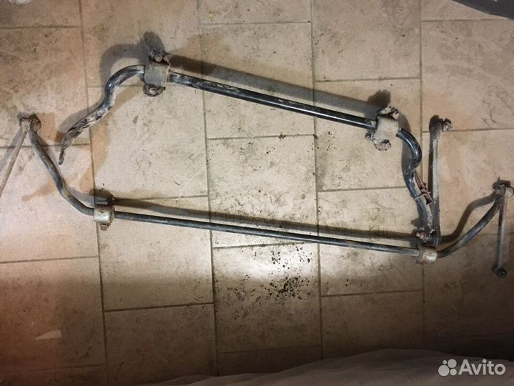 Стабилизатор передний задний Mercedes W204 C63 AMG