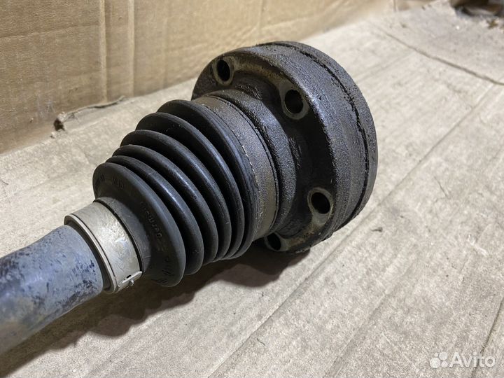 Привод передний левый Skoda Octavia A7 5Q0407271