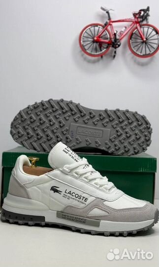 Кроссовки Lacoste эргономичные