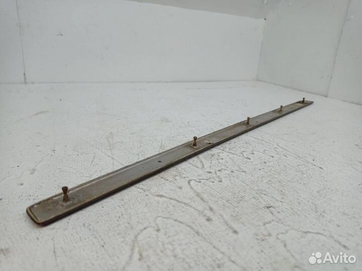 Накладка дверной обшивки