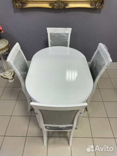 Кухонный стол раскладной белый