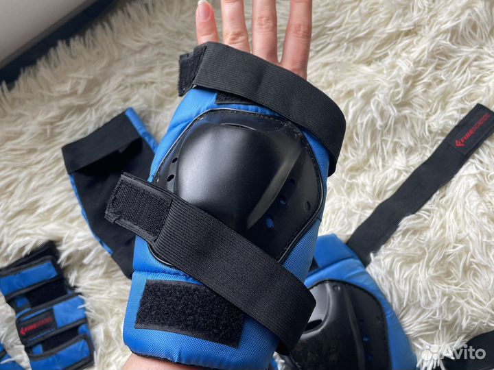 Защитный комплект наколенники, налокотник