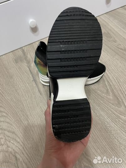 Кроссовки женские на высокой платформе