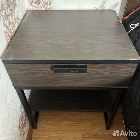 Комод, прикроватные тумбы