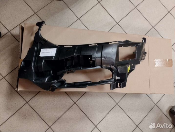 Кронштейн пер бампера левый BMW X3 G01 51118064595