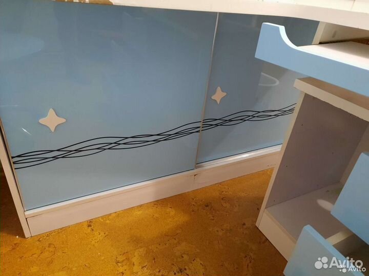 Детский уголок школьника