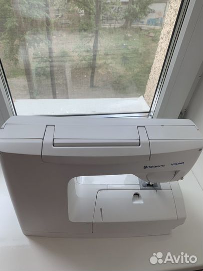 Швейная машина Husqvarna Platinum 775